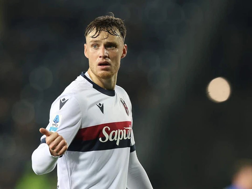 米兰体育报, 最多, 万欧元 米兰体育报, 最多, 万欧元