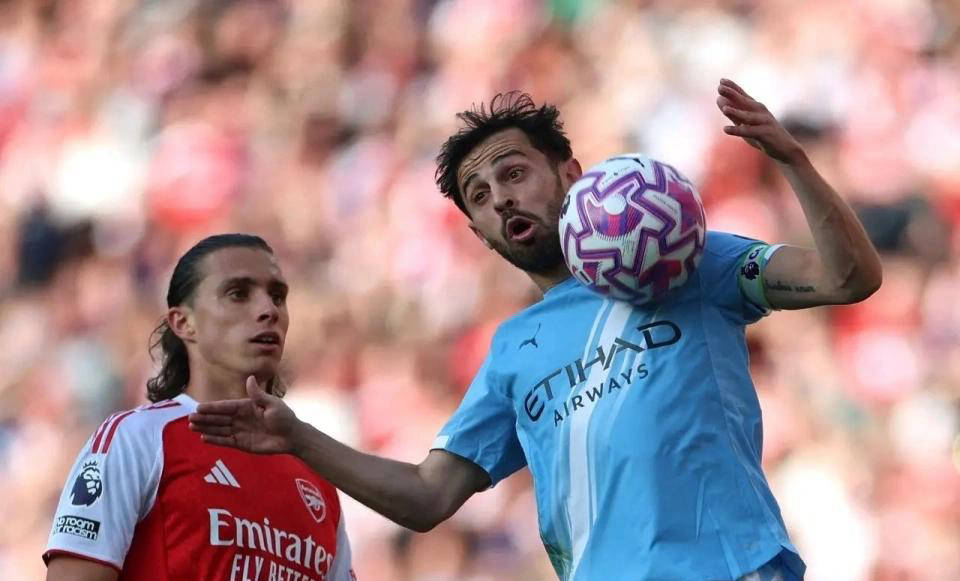 他代表曼城, 他先后效力, 个英超冠军 他代表曼城, 他先后效力, 个英超冠军