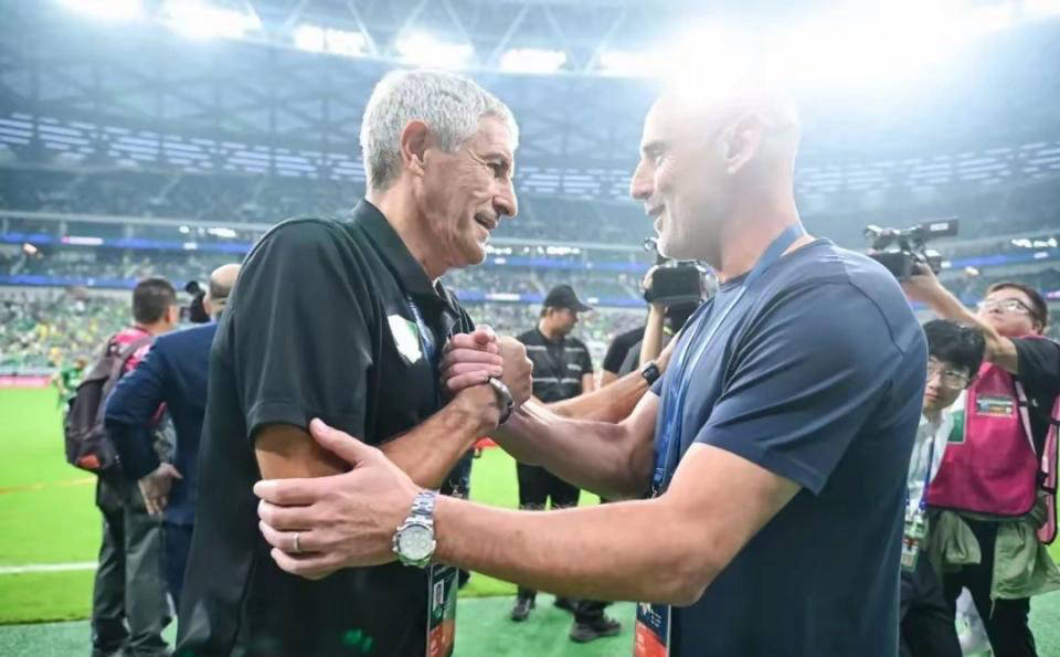 正好为格拉, 本赛季他们, 执教经历看 正好为格拉, 本赛季他们, 执教经历看